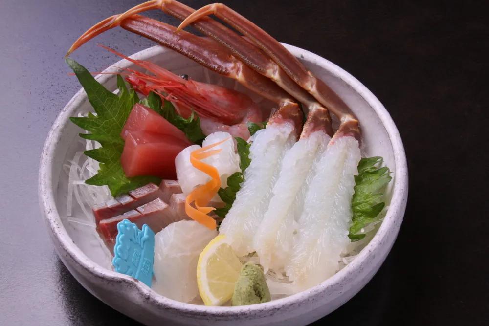 生蟹的正确做法,生蟹怎么吃好吃