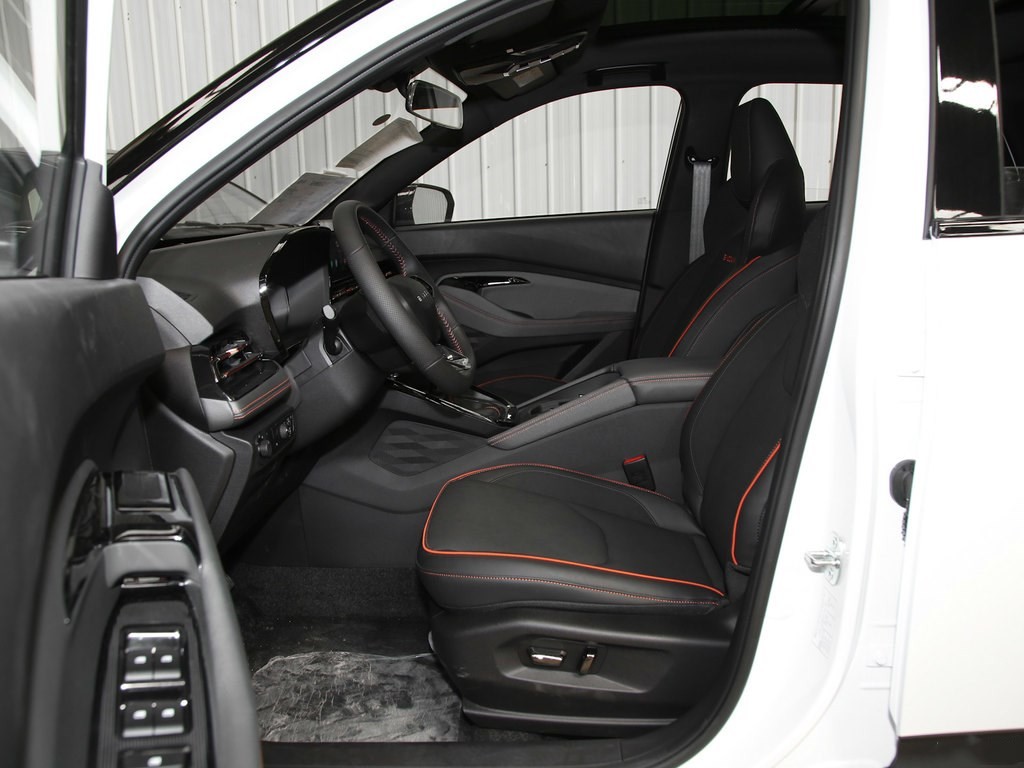 适合女孩子开的suv排名前十,30w左右适合女孩子的suv