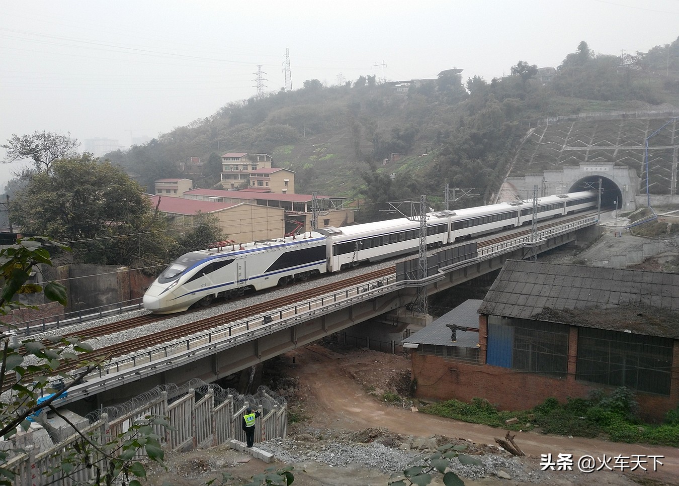 中国豪华绿巨人列车,绿巨人和谐号列车