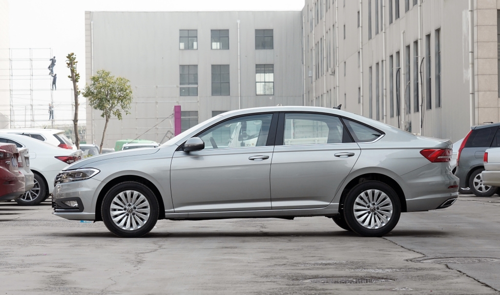 朗逸1.6自然吸气的缺点跟优点,17款朗逸1.6自动风尚版缺点