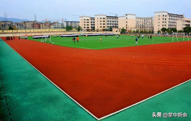 一起见证一所学校的成长,一起见证你的成长视频