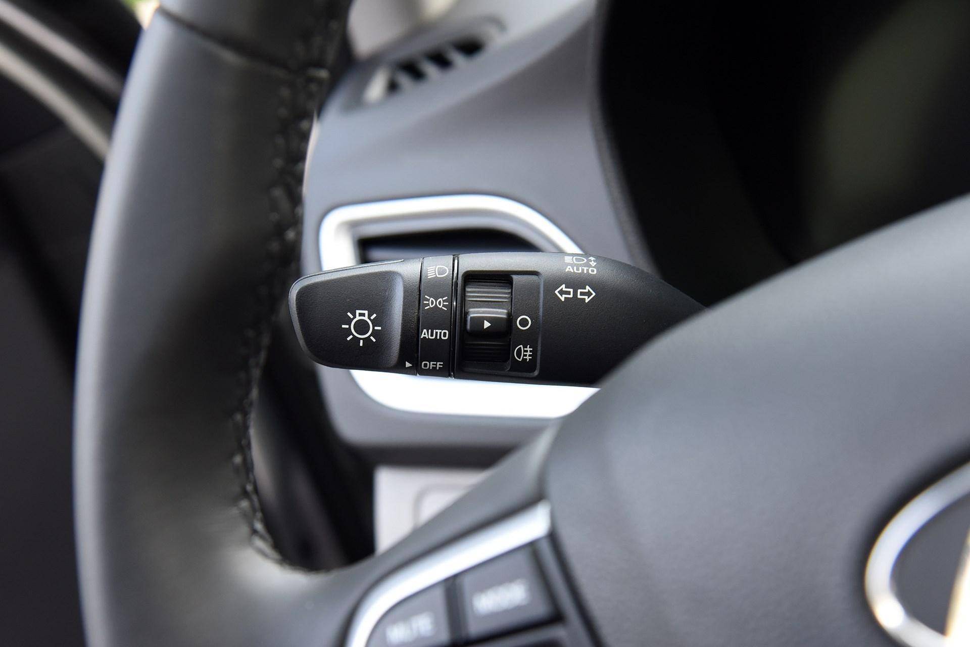 丰田致享和赛欧3哪个性价比高,2015款赛欧3自动理想型测评