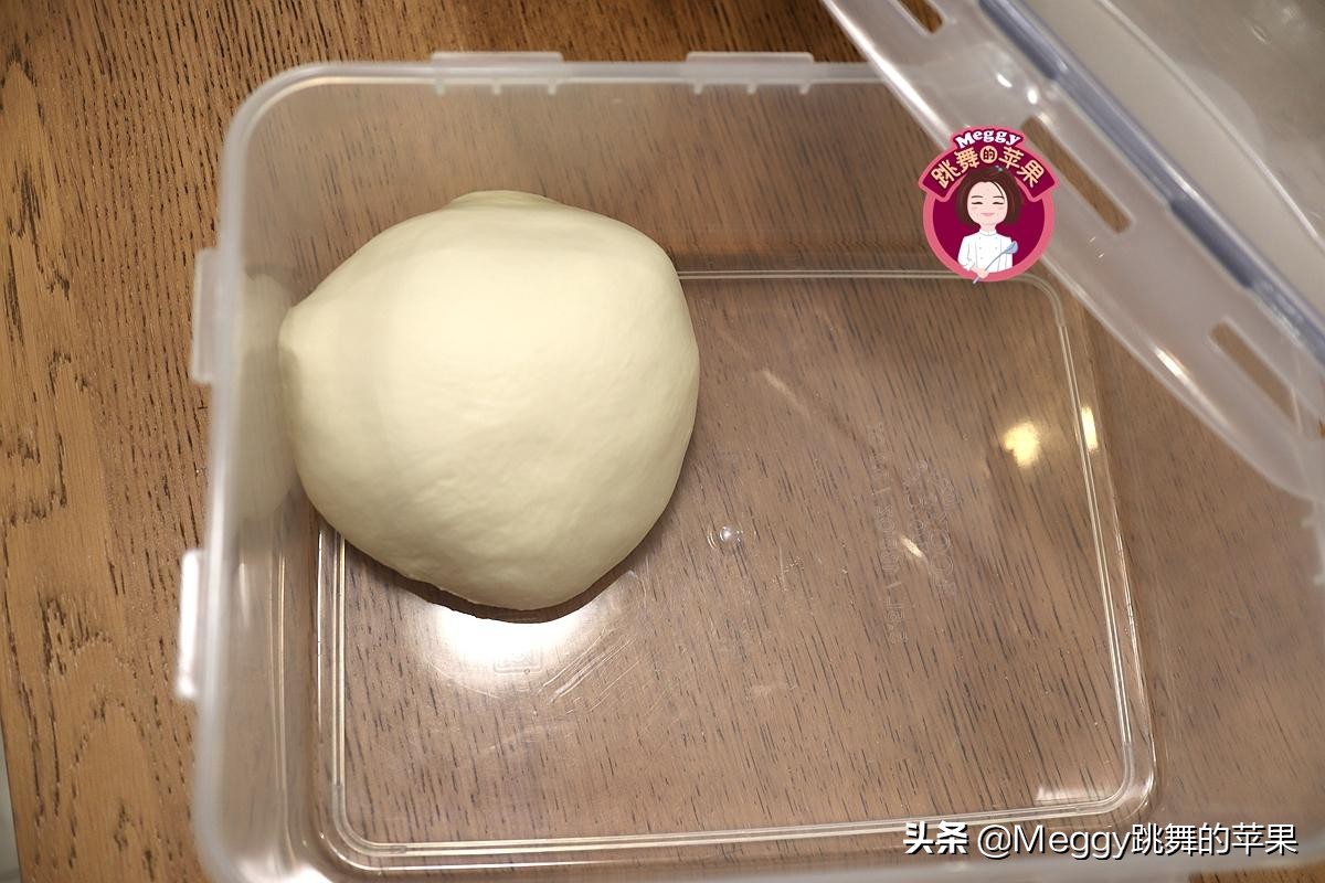 面包到底怎么做才能松软拉丝,面包拉丝最简单的方法