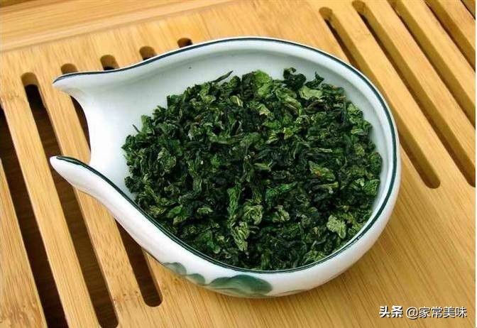 乌龙茶铁观音的辨别小技巧,乌龙茶铁观音怎么辨别