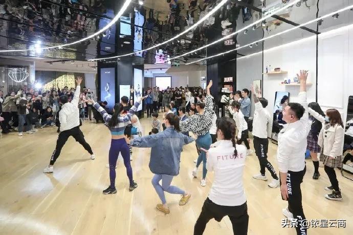 易燃易爆炸的舞蹈完整版,易燃易爆炸的舞蹈