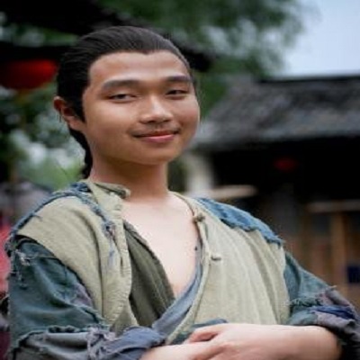 她是周星驰电影中经典配角,星爷爆红后曾为4巨星当过配角