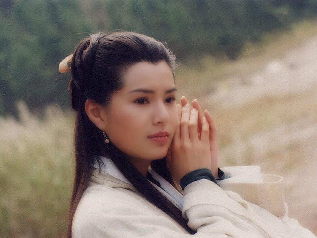 佩佩颜值比拼,佩佩对比拉莫斯