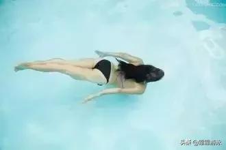 游泳小技巧10字,游泳技巧练好这四招帮你快速学会