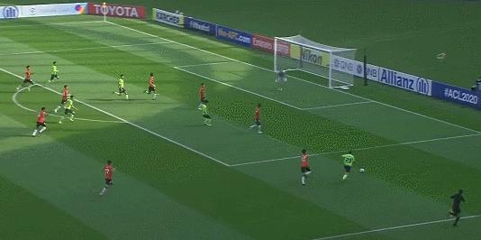 上港爆冷1-2不敌申花,亚冠最新积分榜上港