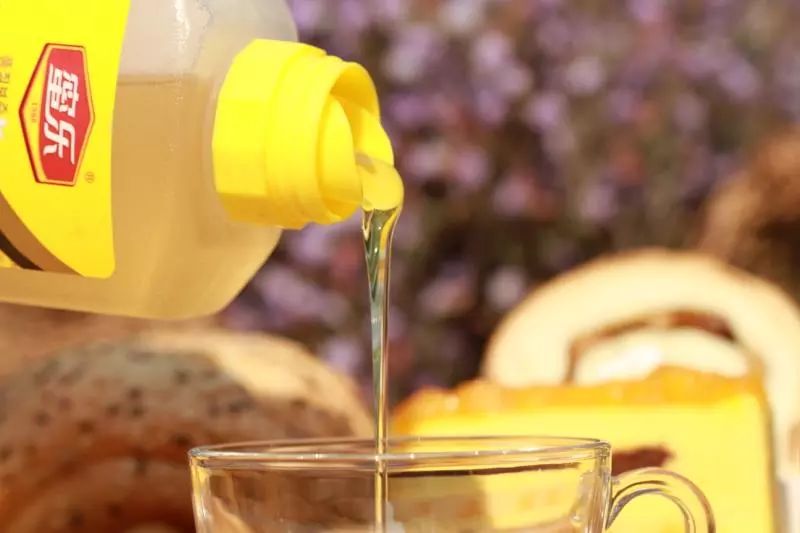 养蜂100窝一年利润,放蜂人一年收入