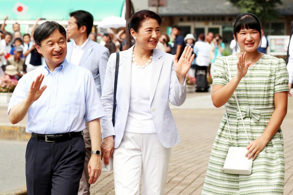 鏃ユ湰鐜嬪浼犱綅闂,鏃ユ湰鐜嬪鍐呰