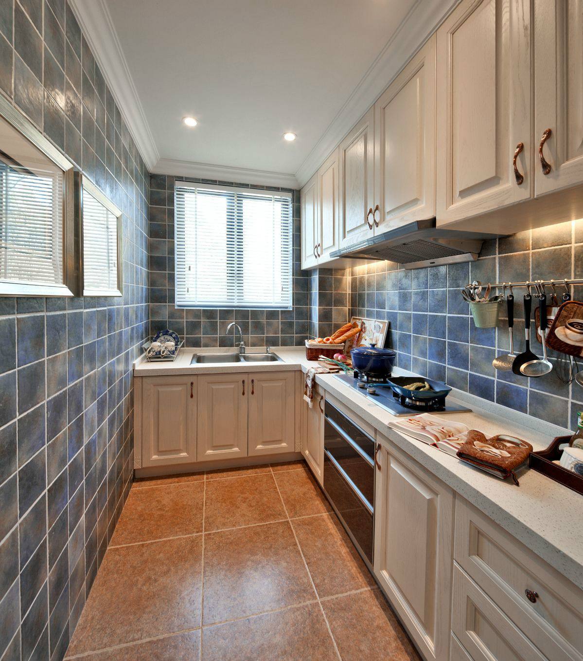 厨房抽油烟机顶吸侧吸哪个好用,家用抽油烟机选择侧吸还是顶吸好