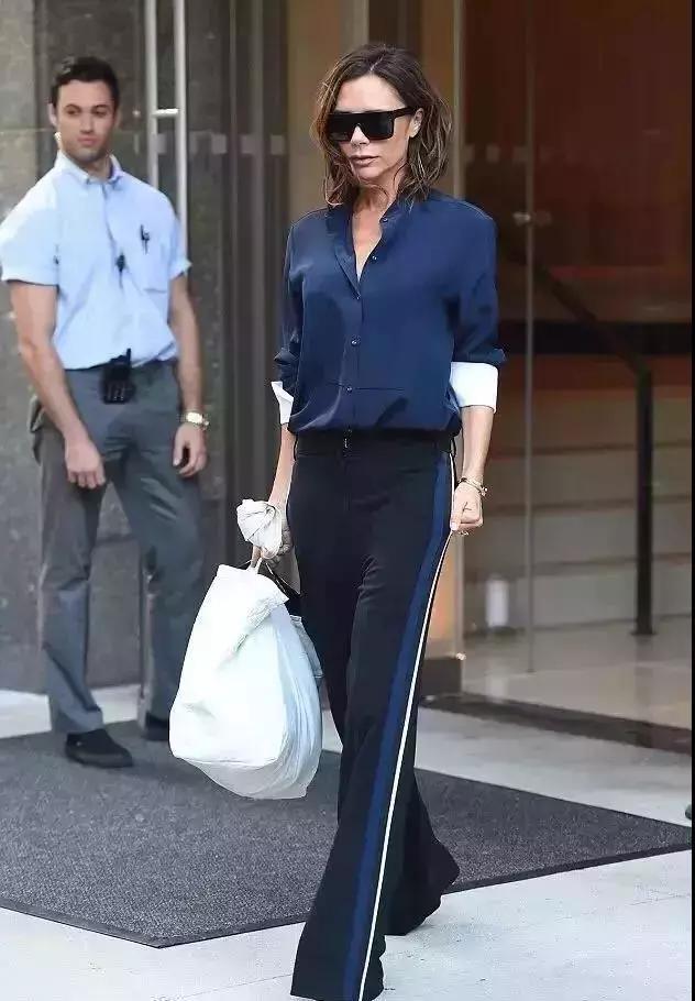 贝嫂2021年穿搭,45岁贝嫂气场太强