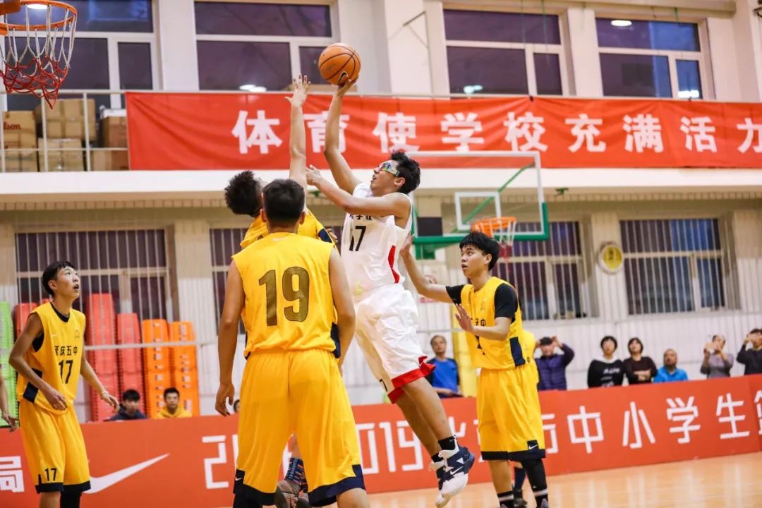 耐高22-23赛季16强,21-22赛季耐高八强