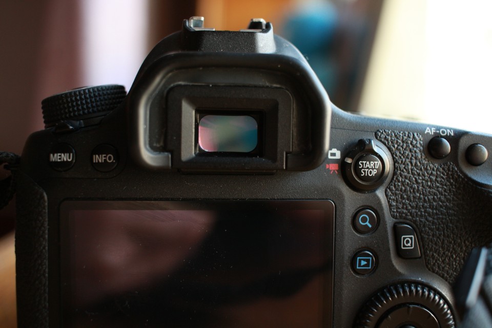 微单好还是单反拍照好,单反还是微单适合家庭