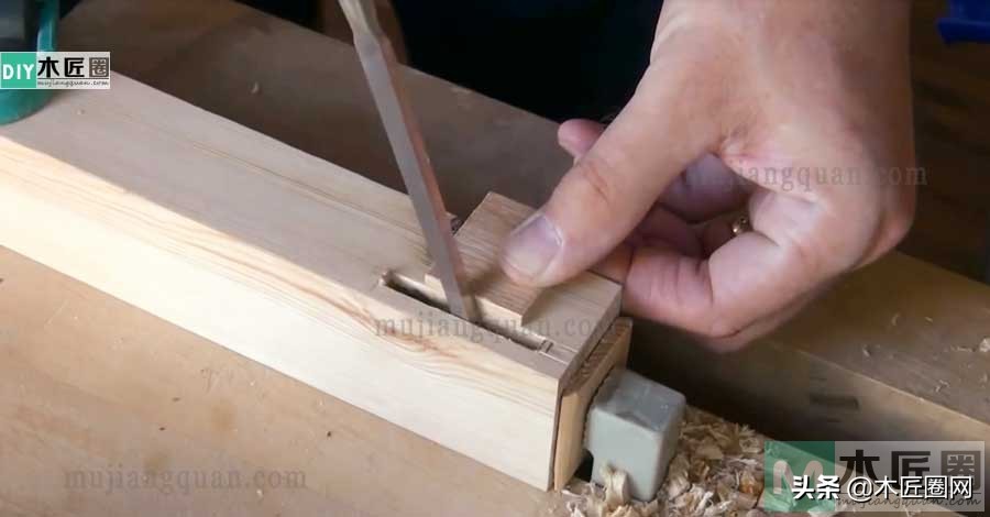 榫卯实木桌制作视频教程,传统榫卯木桌子最简单方法