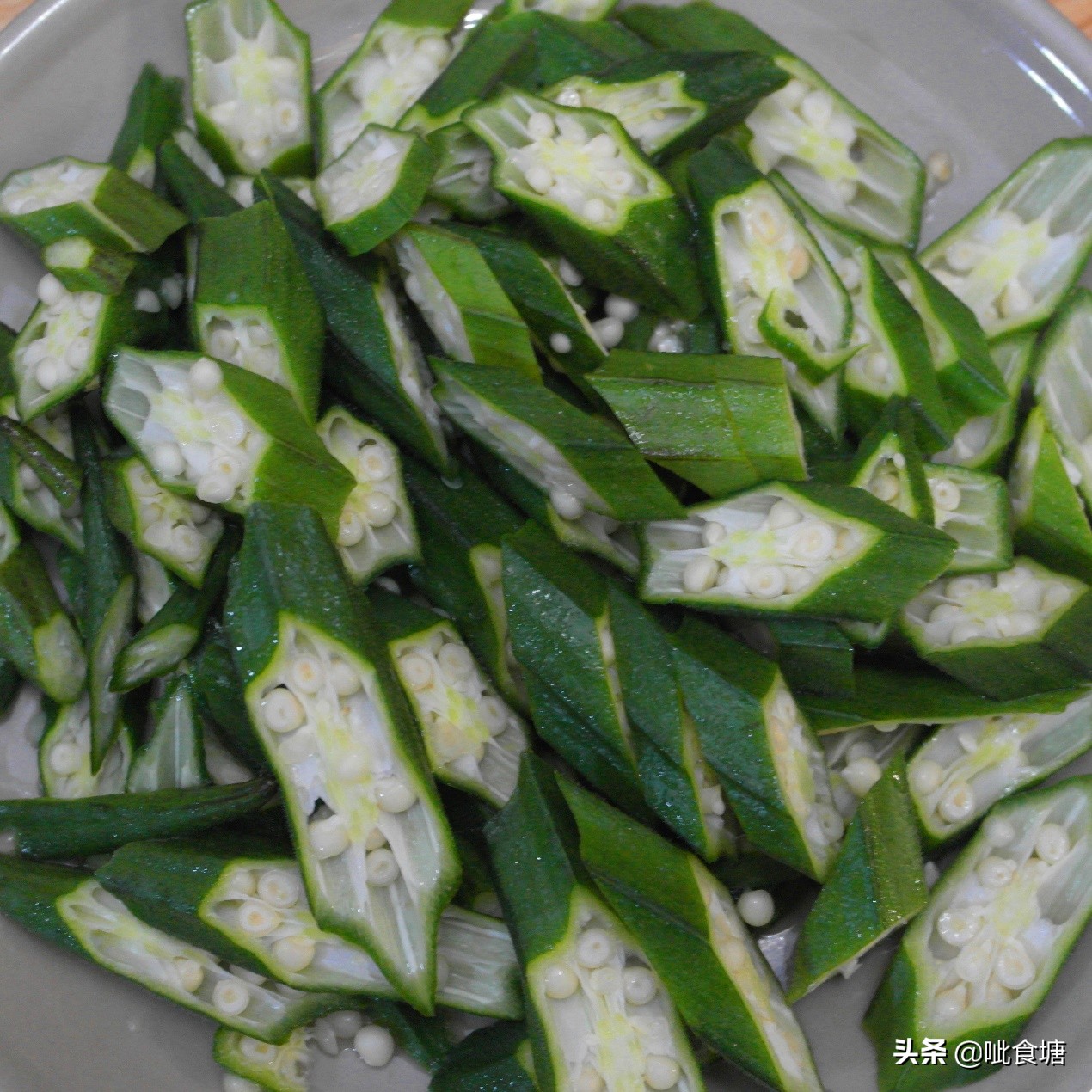 适合孩子吃的秋葵的家常做法,小孩想吃菜