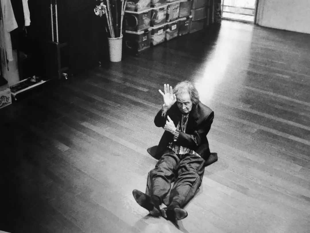 三岛由纪夫青年照,三岛由纪夫奔马图片