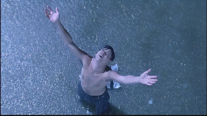 历时27年，他凭借2把小石锤、4张美女海报，逃离肖申克监狱