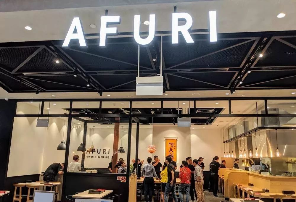 新加坡顶级购物中心,新加坡plazasingapura购物中心