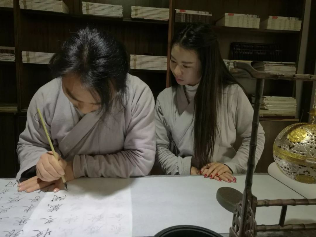 长安雅士古琴曲欣赏,长安雅士抚琴演奏