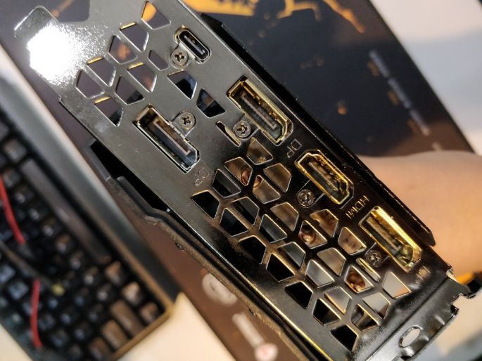 满足所有想象!雷霆世纪AORUS757游戏电脑评测