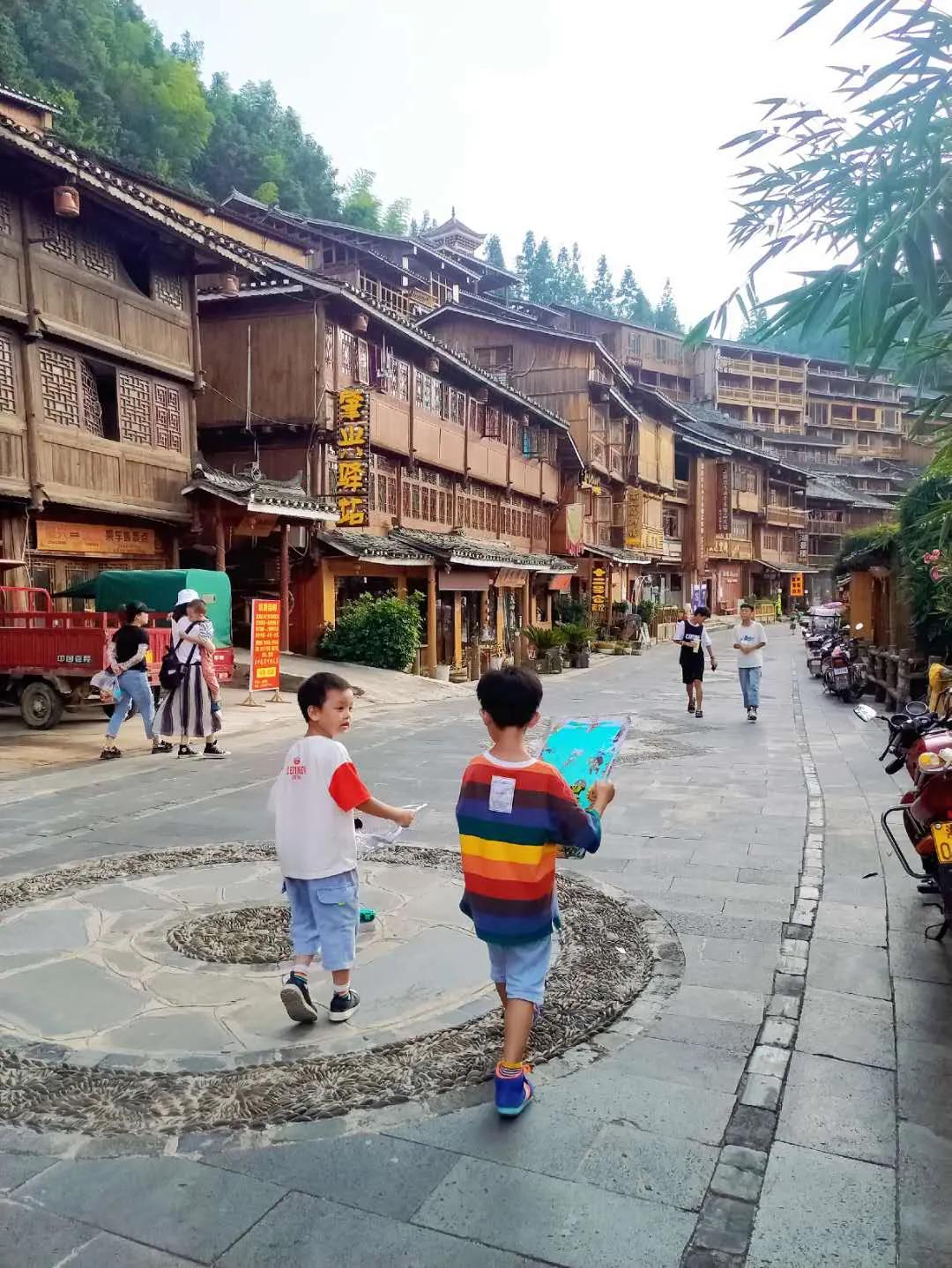 带父母去贵州旅游攻略,带妈妈去贵州旅游去哪里