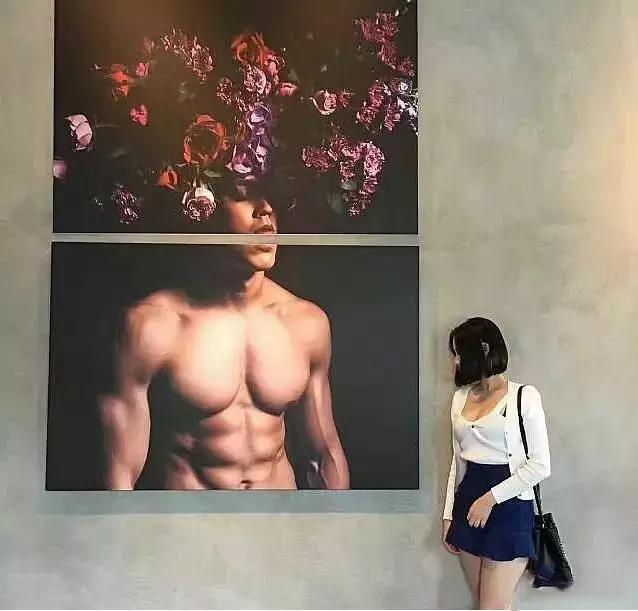 混血肌肉男模被“硬核阿姨”袭胸？她们做了我不敢做的事！