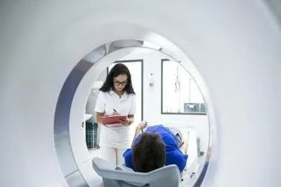 小说连载二1512期︱山东付光芸《刀光见影》