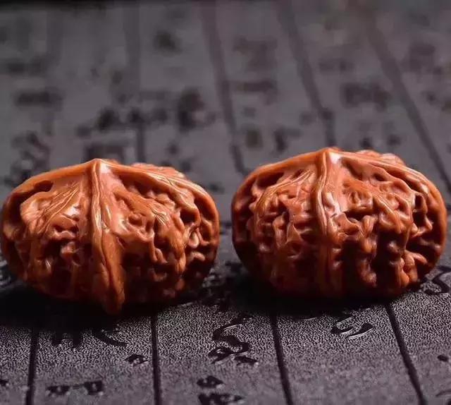 文玩核桃背后的猫腻,文玩核桃到底该怎么玩