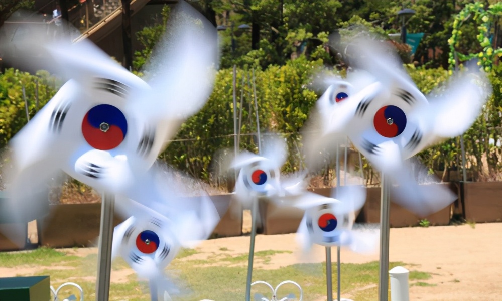 韩国留学一年的费用大概是多少,去韩国留学是怎么样的