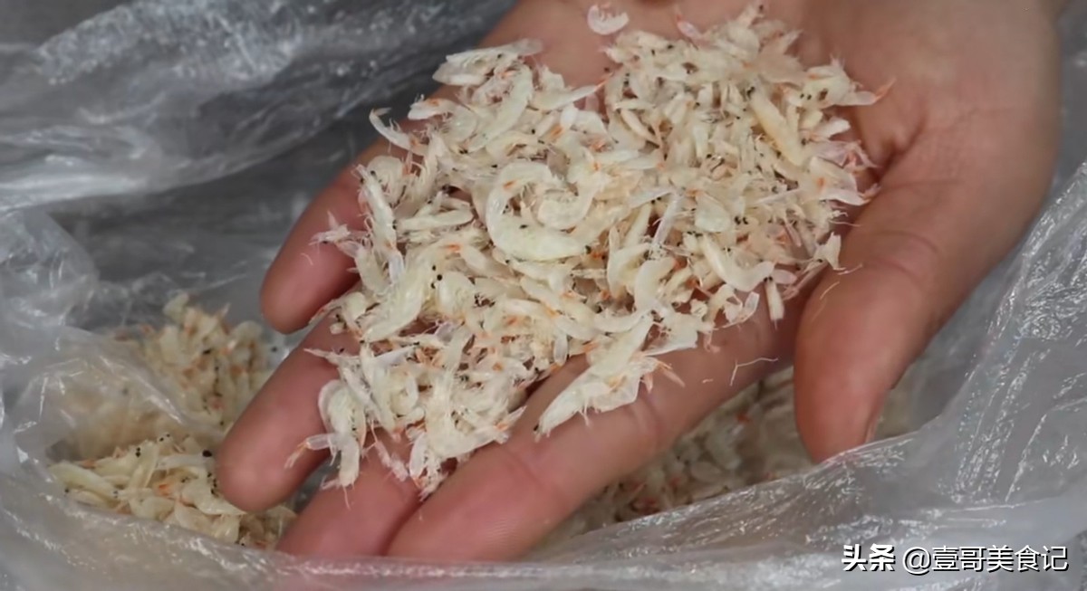 虾皮是黄色的好还是白色的好,虾皮买白的还是黄的好