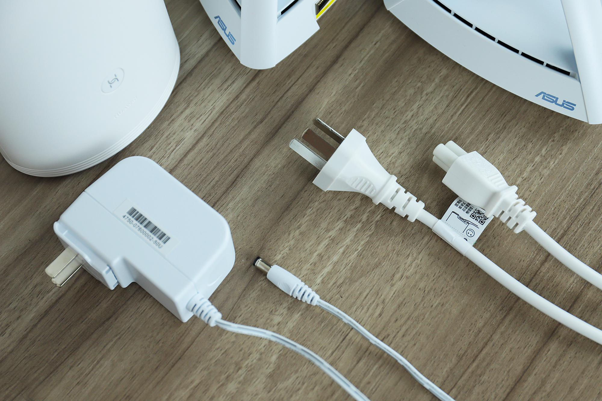 华为q2s和q2pro哪个好,华为路由器q2s和q2pro哪个更好