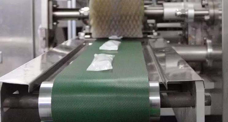 新型全自动口罩机问世,口罩机设备新款