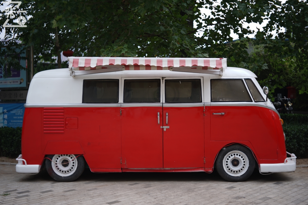 适合索尼a7m4的50定焦镜头测评,索尼a7m4镜头24-105f4测评