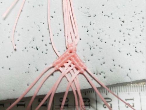 编织挂坠怎么编,简易四叶草编绳教程