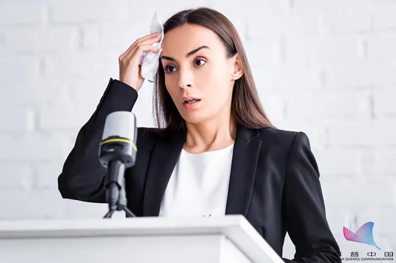 紧张焦虑就想上厕所是什么原因,一紧张就想上厕所是什么症状