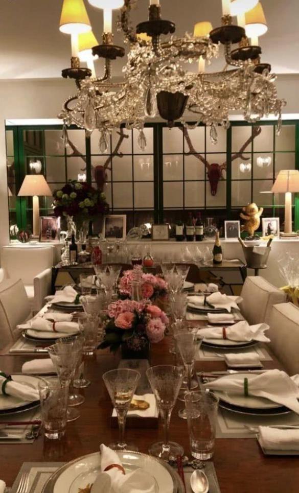 刘嘉玲香港爱巢面积900平,刘嘉玲梁朝伟夫妻真的是太有魅力