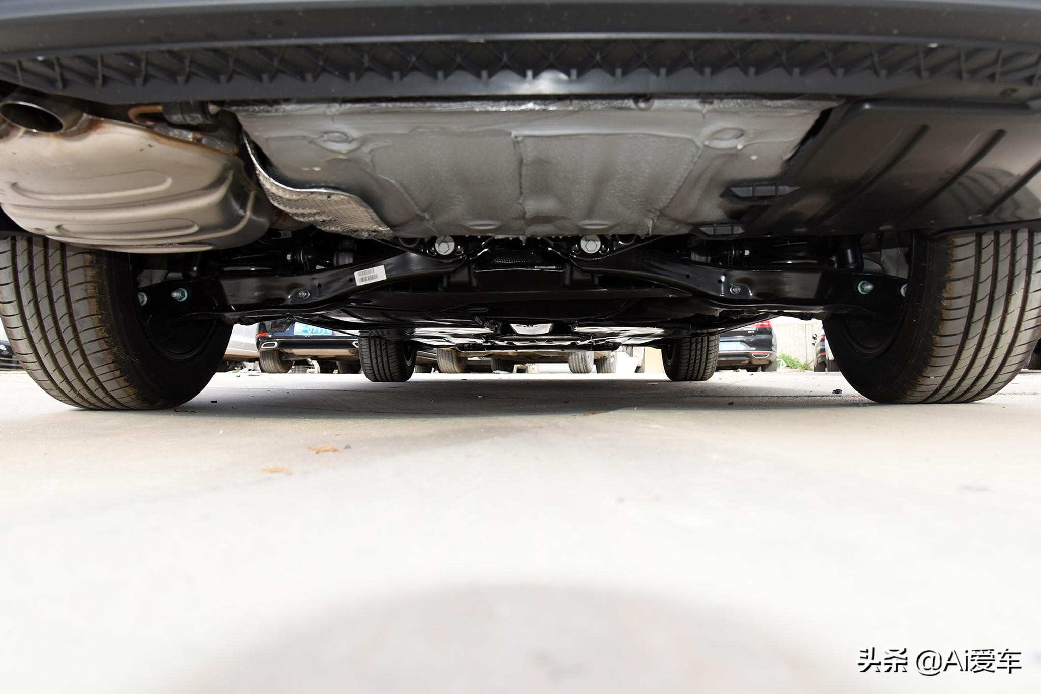 空间大省油配置高价格亲民的轿车,空间高省油家用轿车推荐