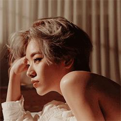 傻白甜过气了！现在流行A到炸的“恶女风”！又飒又迷人