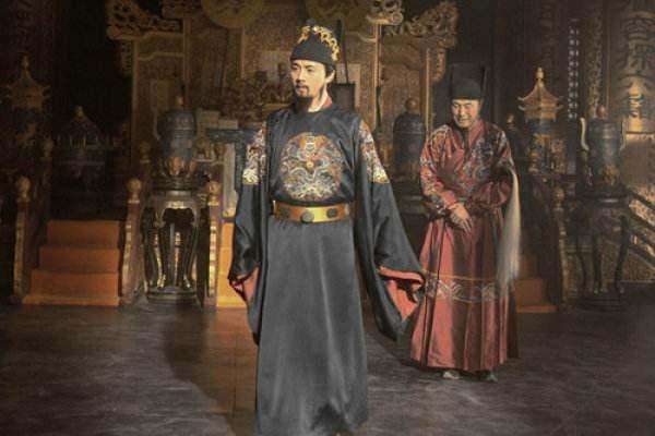 魏忠贤号称九千岁，权势遮天，为何还斗不过年仅17岁的崇祯皇帝？