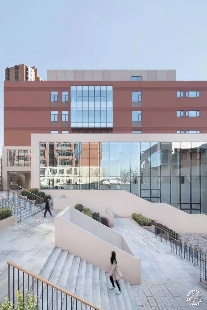 中国十大最美学校你都知道哪一些,中国最美八大中学