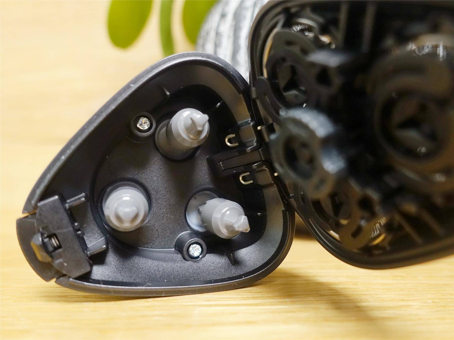 飞利浦电动剃须刀s2306使用方法,飞科剃须刀fs903和飞利浦s2302