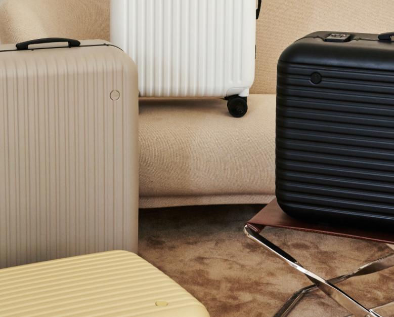 rimowa登机箱评测,开箱rimowa行李箱