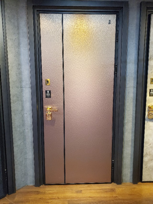 防盗门十大品牌美心,欧派防盗门和美心防盗门