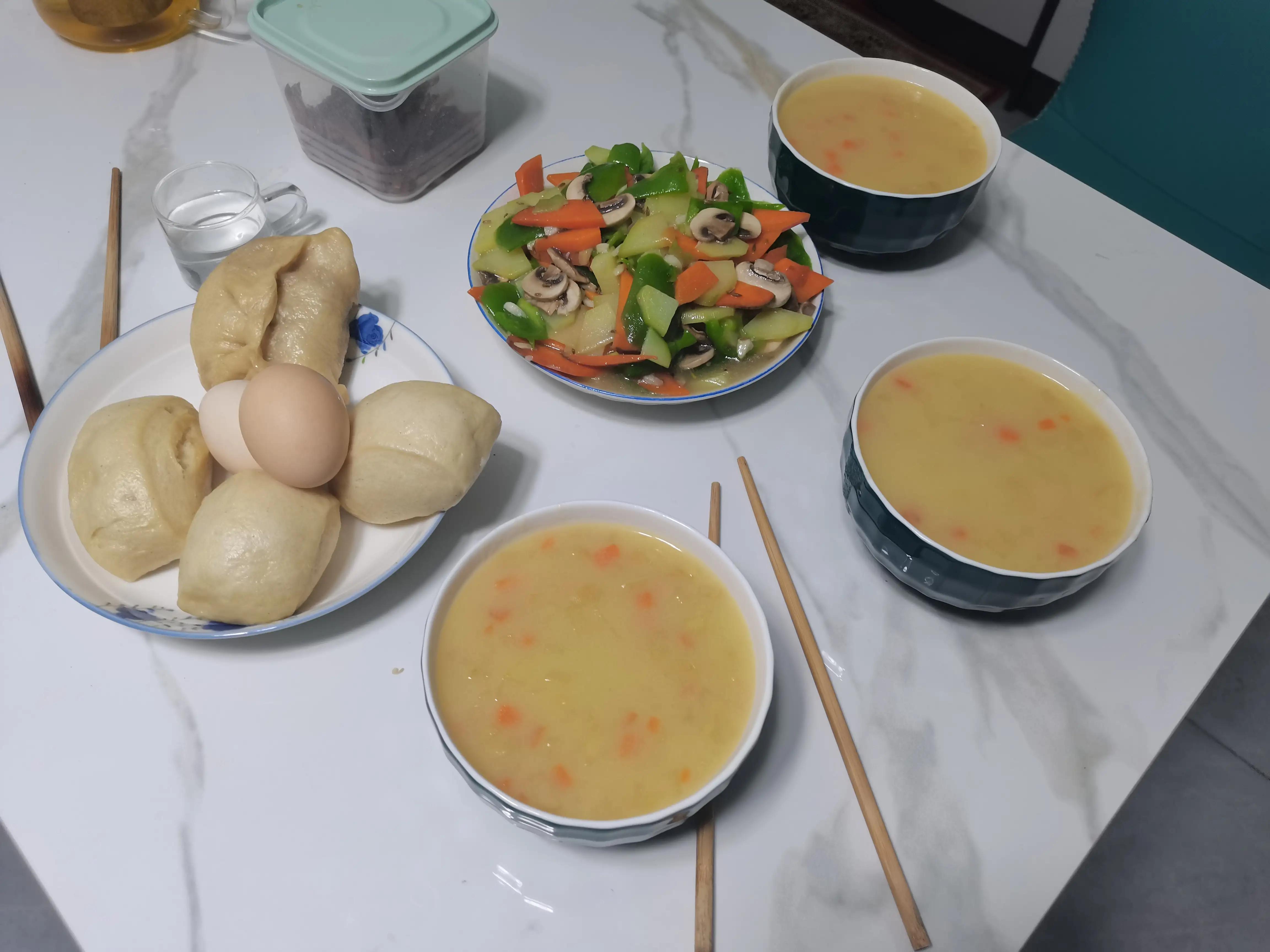 漫漫人生路阳光陪伴,漫漫人生路给自己一份坚强