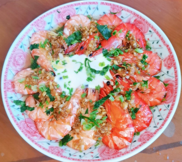 蒜蓉大虾粉丝蒸虾,大虾的家常做法蒜蓉蒸虾
