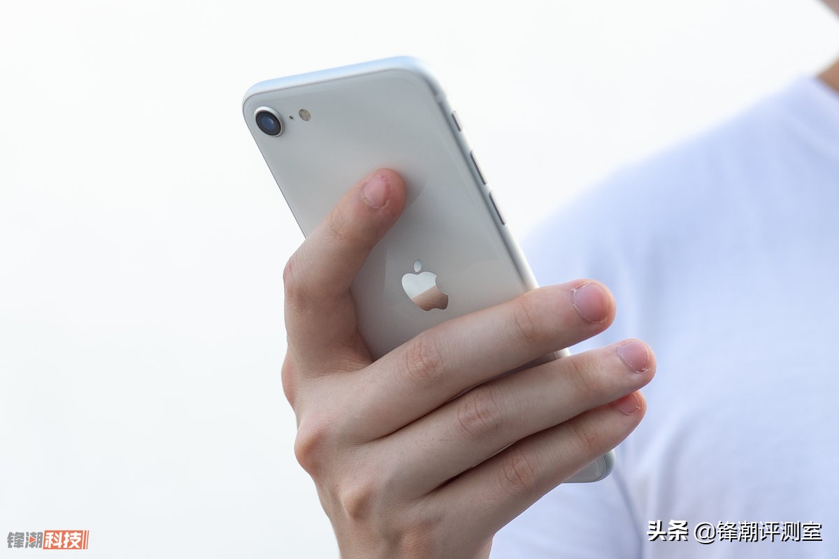 iphonese和6怎么选,iphone6好还是iphonese好