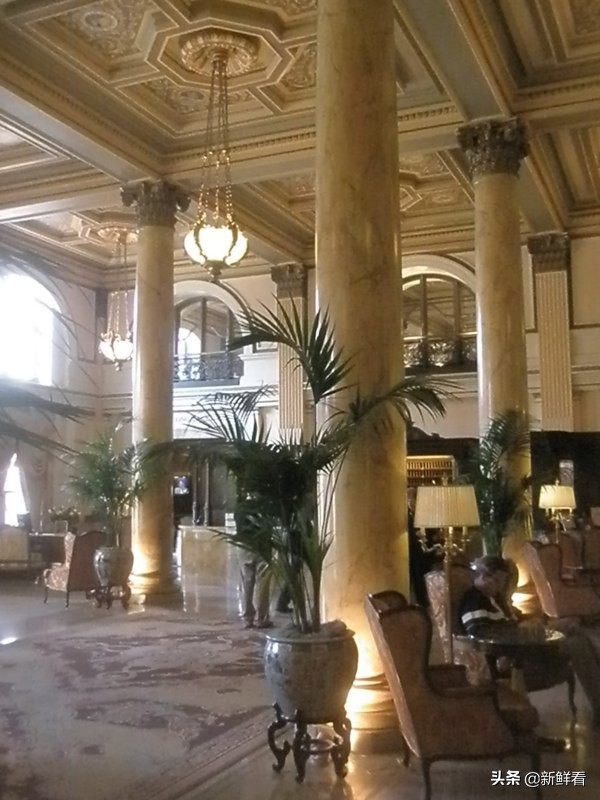 人造大理石叫什么名,真正的大理石和普通石材