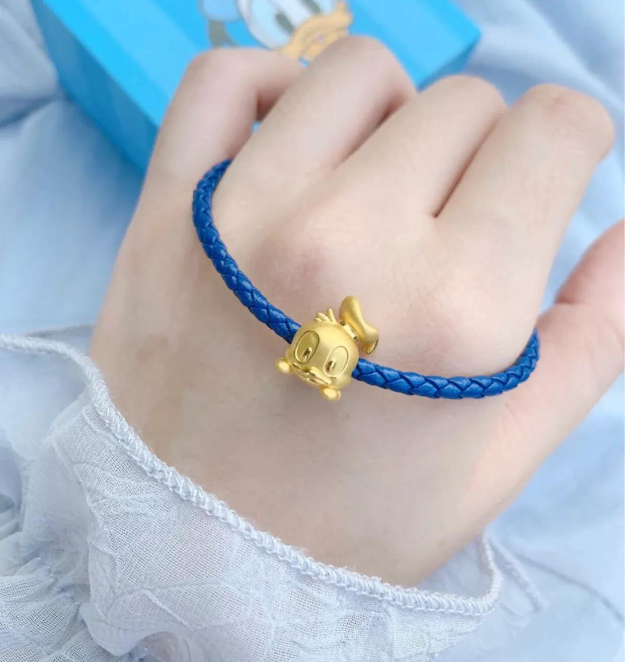 王凯代言周大福照片,赵医生王凯照片